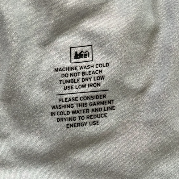 REI Athletic Floral Flowy Mini Skirt, Size Small, w/ Mesh Pocket, NWOT Very Soft - Picture 9 of 11